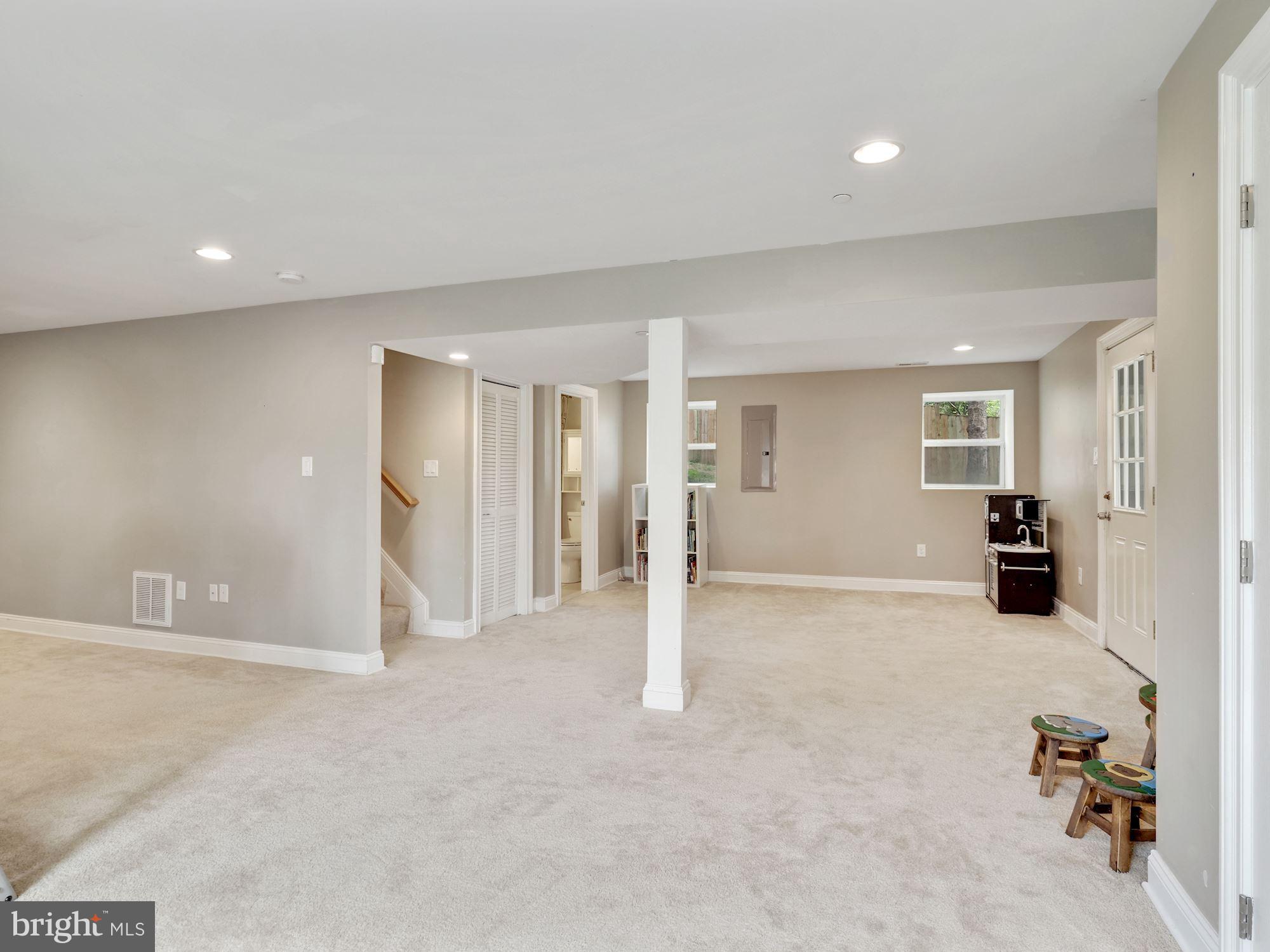 2500 Forest Glen Road Silver Spring, MD 20910 - Photo 31 of 41