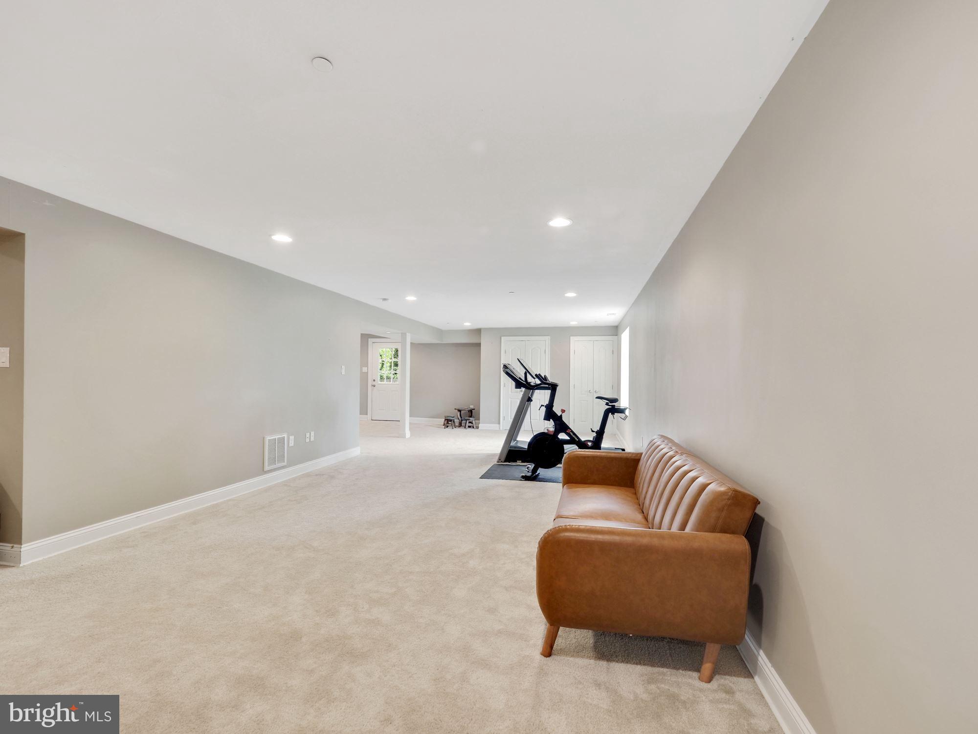 2500 Forest Glen Road Silver Spring, MD 20910 - Photo 34 of 41