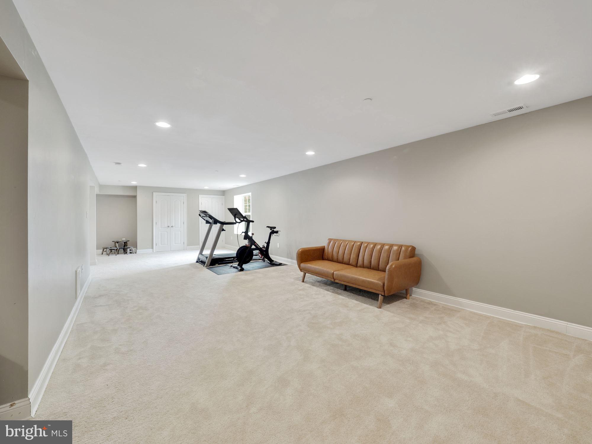 2500 Forest Glen Road Silver Spring, MD 20910 - Photo 35 of 41