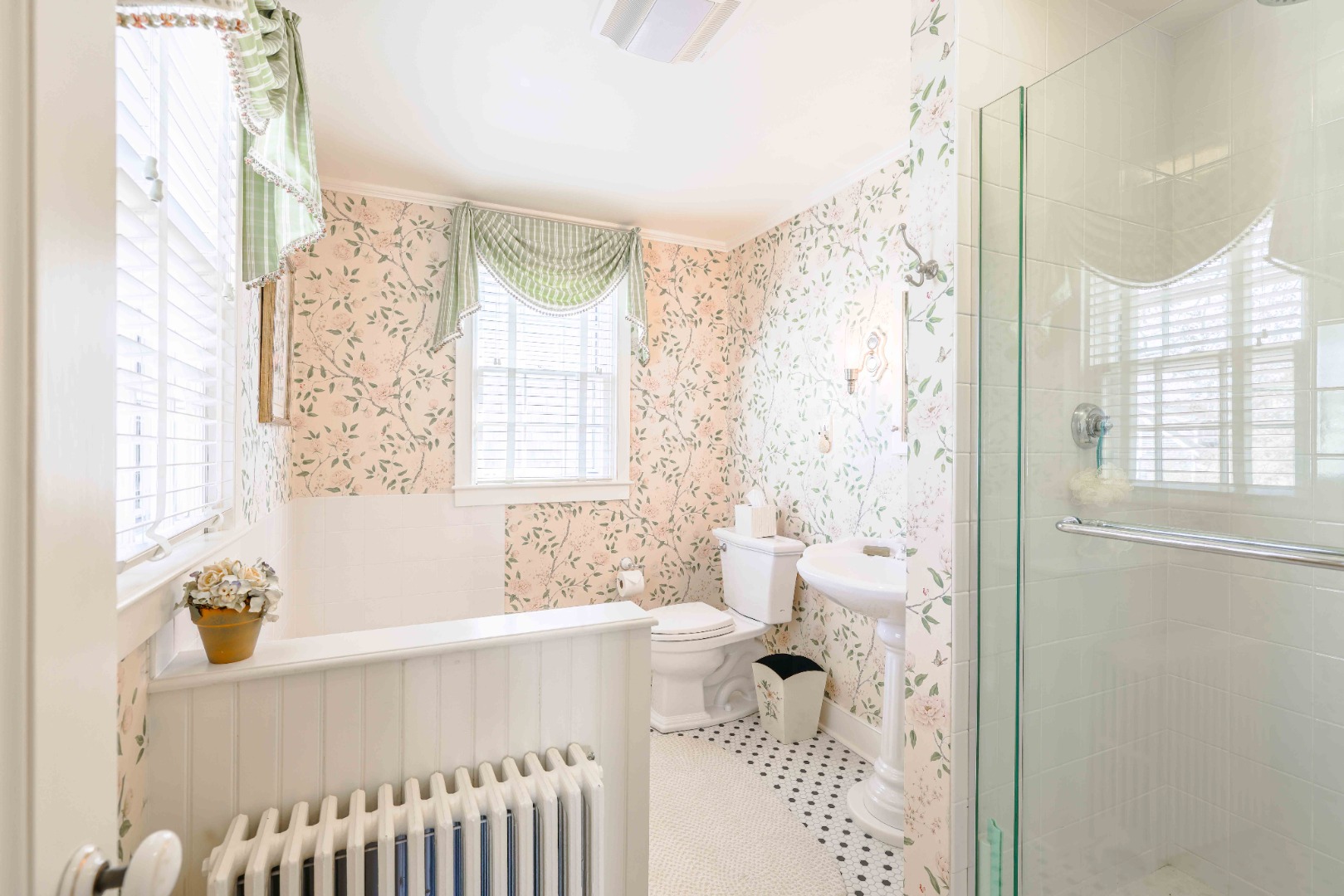 9 Pleasant Street Nantucket, MA 02554 - Photo 23 of 57