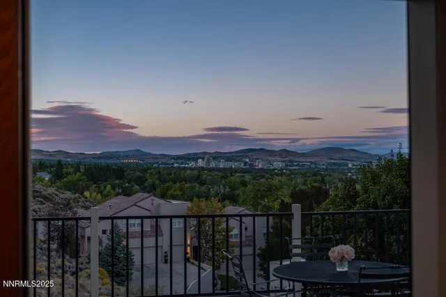 $999,898 | 2220 Stone Mountain Circle, Reno, NV 89519