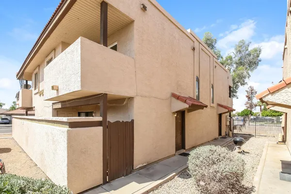 $1,199 | 410 East 9th Avenue, Unit 17, Mesa, AZ 85204