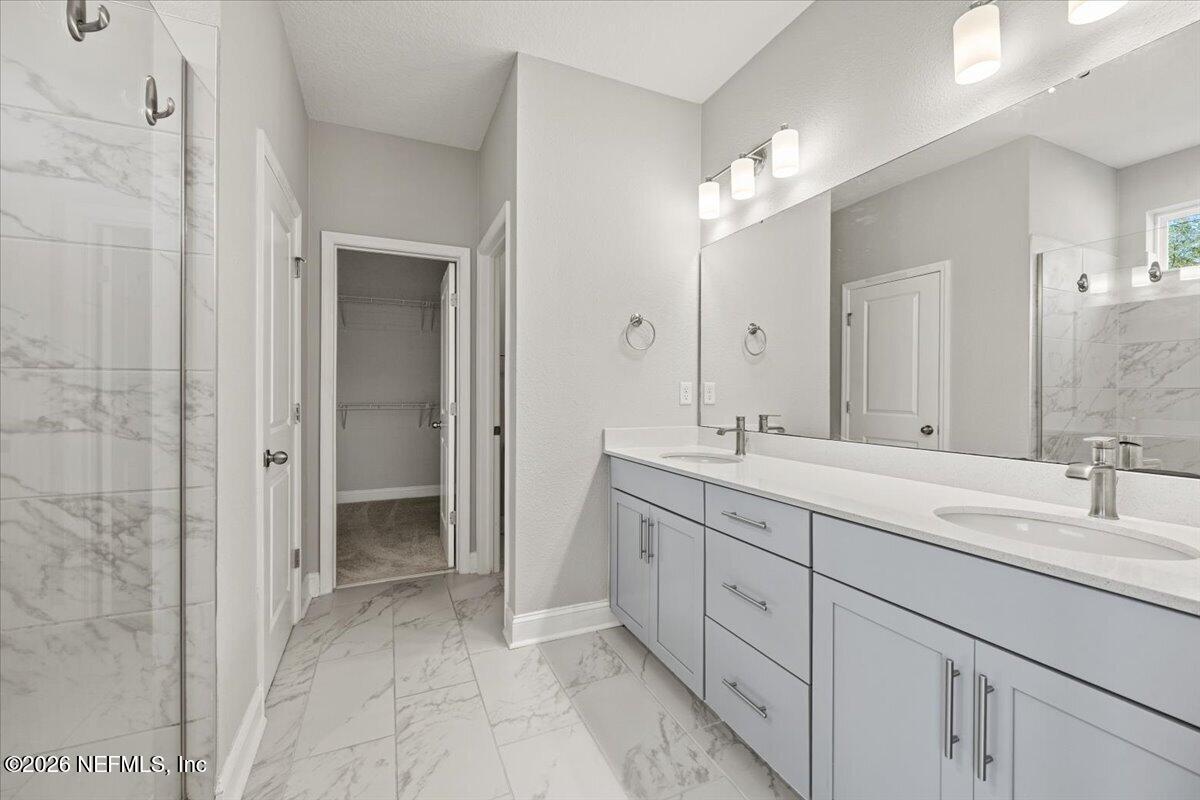 317 Oak Shadow Place St. Johns, FL 32259 - Photo 37 of 62 Owners bath