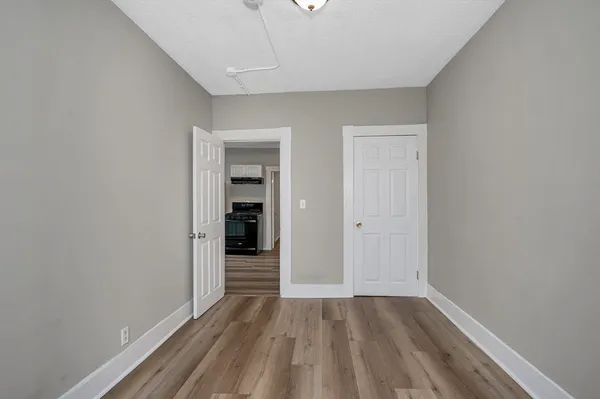 $2,250 | 50 1/2 Common Street, Unit 3, Lawrence, MA 01840