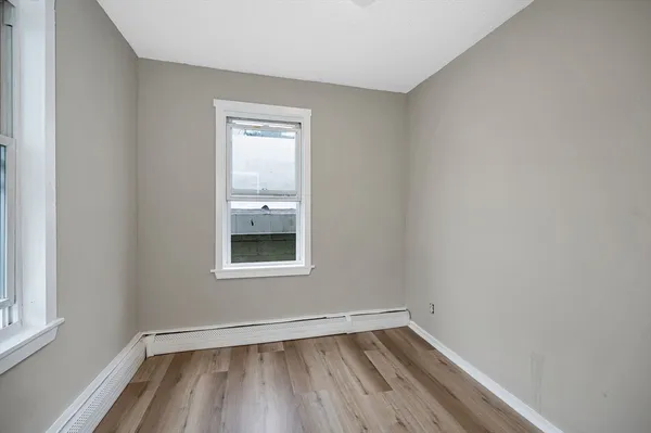 $2,250 | 50 1/2 Common Street, Unit 3, Lawrence, MA 01840