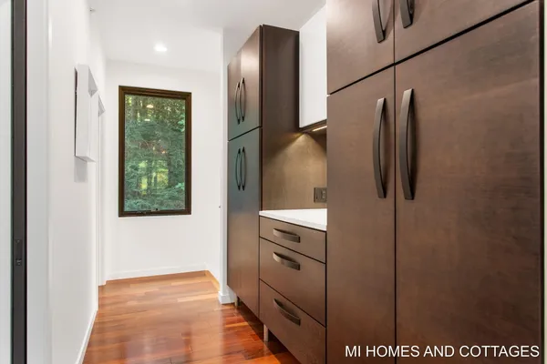 $2,750,000 | 371 Dunegrass Cir Drive, Saugatuck, MI 49453