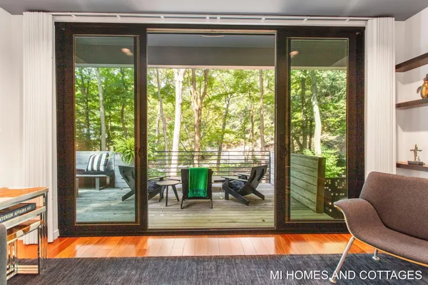 $2,750,000 | 371 Dunegrass Cir Drive, Saugatuck, MI 49453