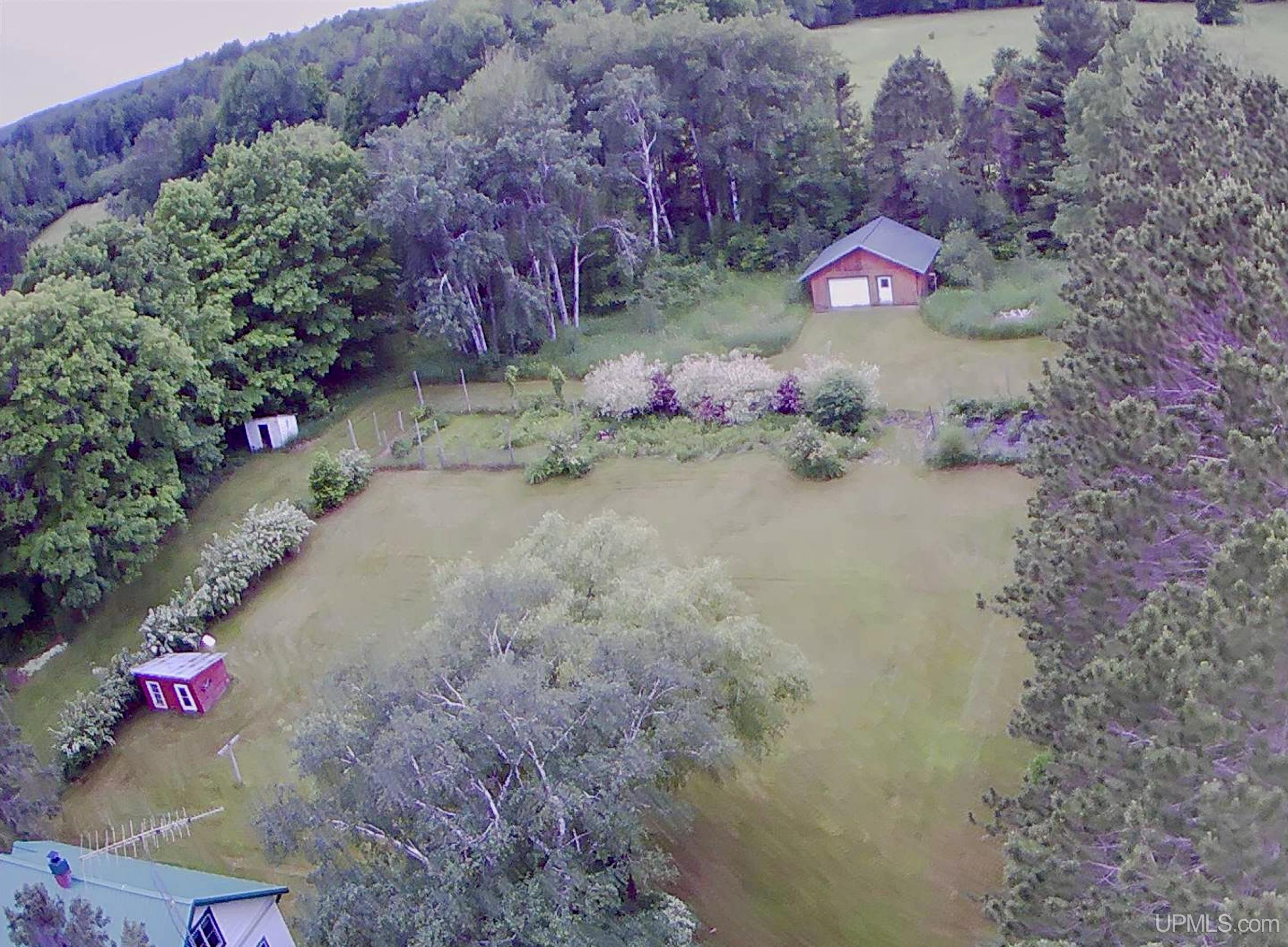 N8803 East End Road Ironwood, MI 49938 - Photo 6 of 64