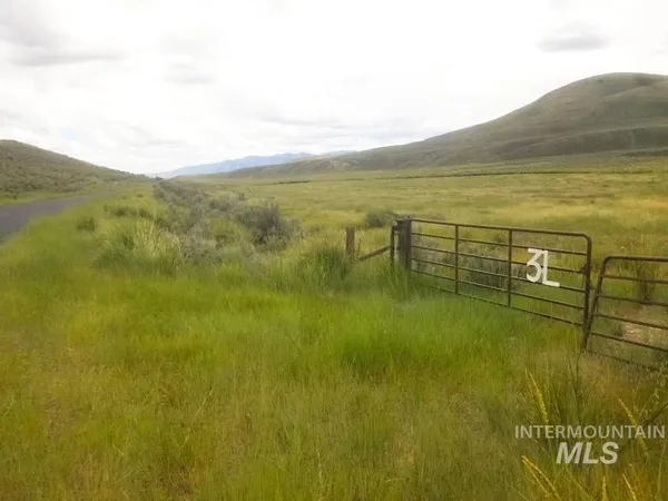 $675,000 | North Daniels Road, Malad City, ID 83252
