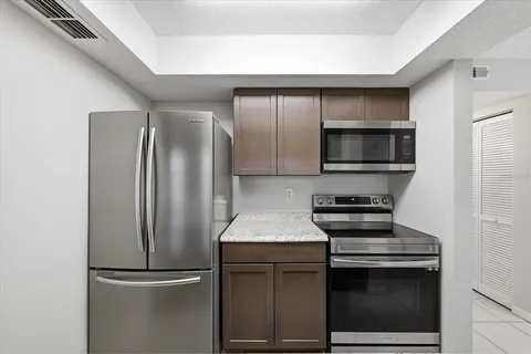 $119,000 | 2420 Winding Creek Boulevard, Unit 105, Clearwater, FL 33761