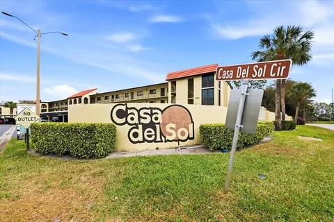 $119,000 | 2420 Winding Creek Boulevard, Unit 105, Clearwater, FL 33761