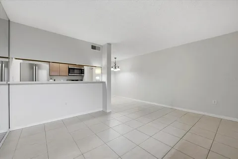 $119,000 | 2420 Winding Creek Boulevard, Unit 105, Clearwater, FL 33761