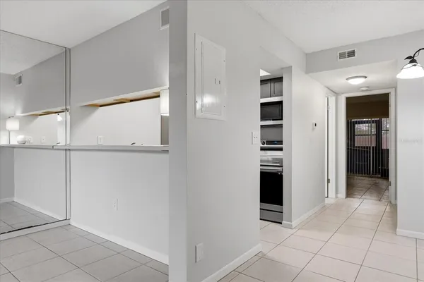 $119,000 | 2420 Winding Creek Boulevard, Unit 105, Clearwater, FL 33761