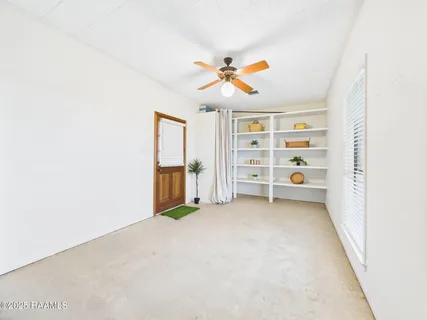 $218,000 | 19004 Highway 335, Kaplan, LA 70548