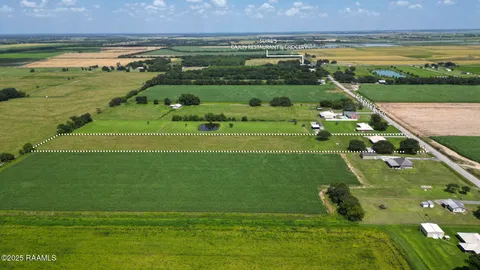 $218,000 | 19004 Highway 335, Kaplan, LA 70548