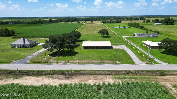 $218,000 | 19004 Highway 335, Kaplan, LA 70548