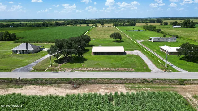 $220,000 | 19004 Highway 335, Kaplan, LA 70548