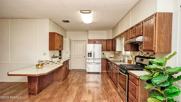 $218,000 | 19004 Highway 335, Kaplan, LA 70548