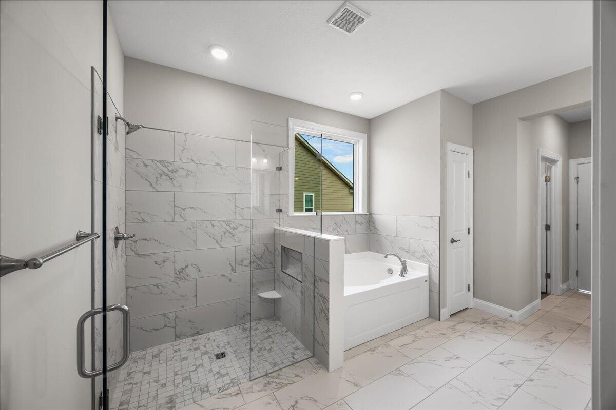 2170 Sinclair Drive, Unit SC97 Grovetown, GA 30813 - Photo 24 of 40 24-Primary Bathroom Tile Shower and Gard