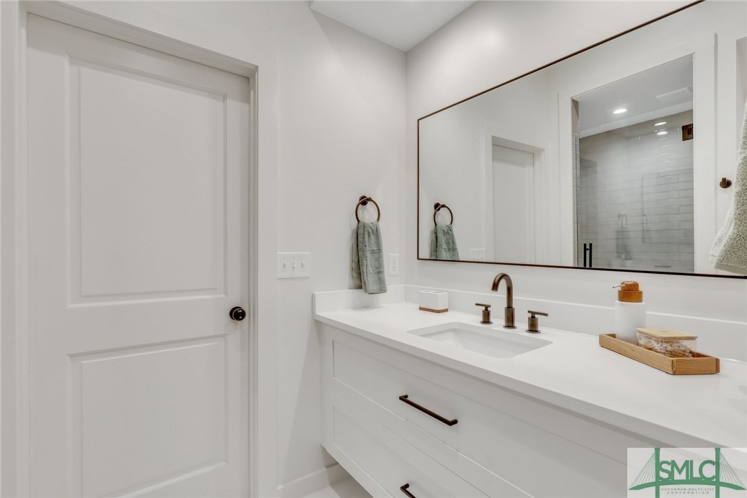 2822 A Bee Road, Unit D Savannah, GA 31404 - Photo 18 of 41 Gallery Image 18