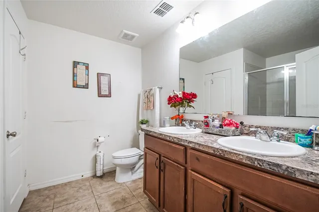 $360,000 | 2813 Mosshire Circle, St. Cloud, FL 34772