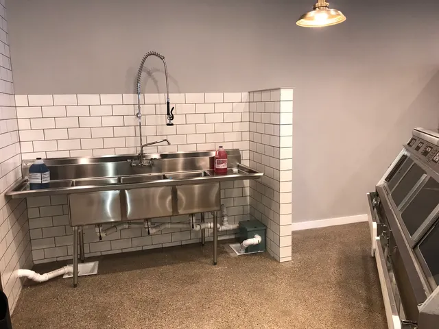 $2,799,000 | 5201 North Milwaukee Avenue, Chicago, IL 60630