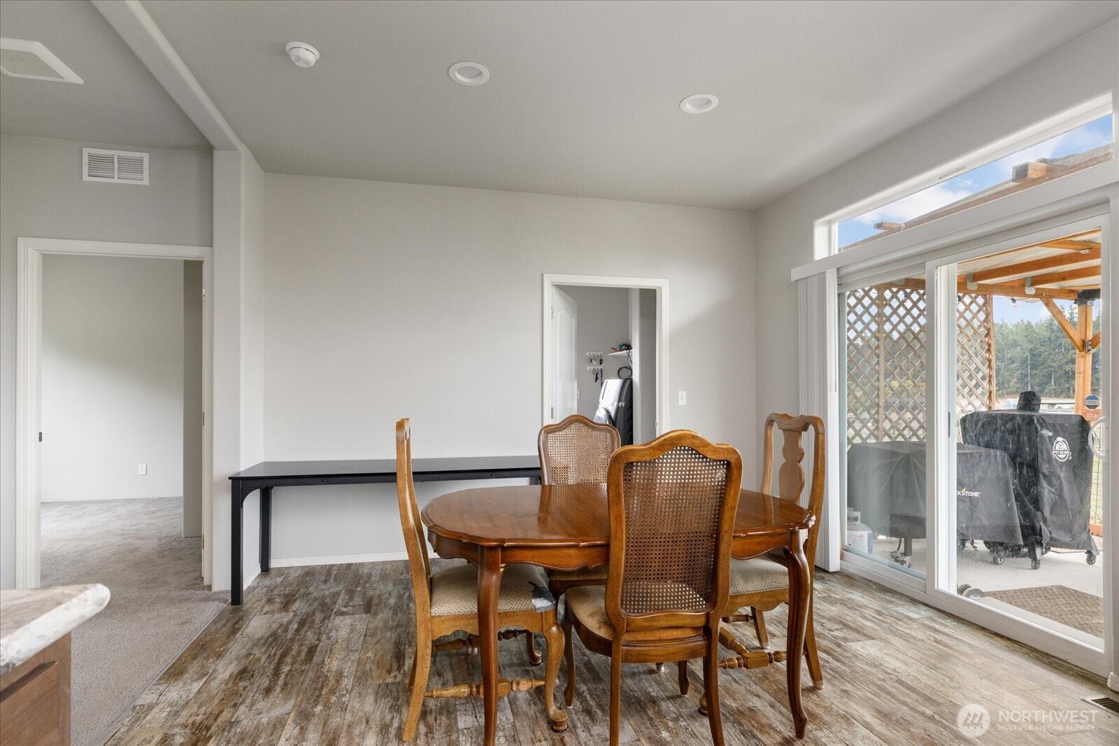 140 West Green Valley Road Oak Harbor, WA 98277 - Photo 11 of 40 Gallery Image 11
