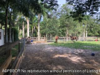 2762 F Road Loxahatchee, FL 33470 - Photo 11 of 25 a view of outdoor space with garden