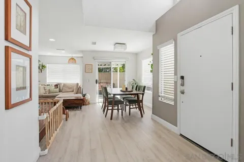 $657,500 | 340 Ferrara Way, Vista, CA 92083