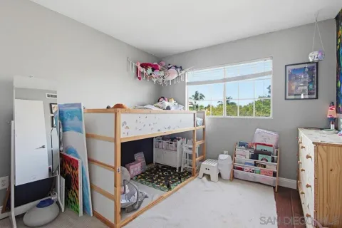 $657,500 | 340 Ferrara Way, Vista, CA 92083