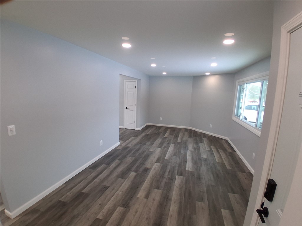 97 Crimson Bramble Road Henrietta, NY 14623 - Photo 10 of 31