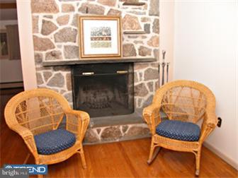 470 Howellville Road Berwyn, PA 19312 - Photo 6 of 12