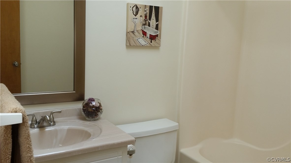 1312 Robindale Road North Chesterfield, VA 23235 - Photo 16 of 21 Gallery Image 16