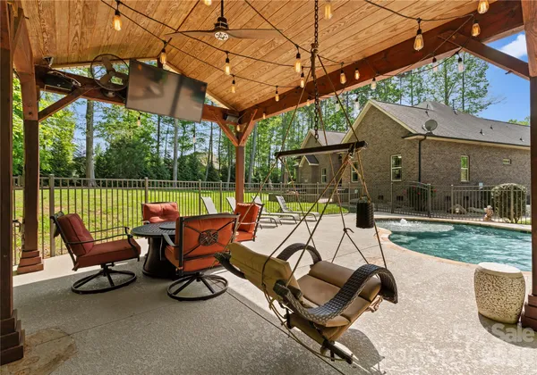 $764,000 | 860 Arrow Point Lane, Kannapolis, NC 28036