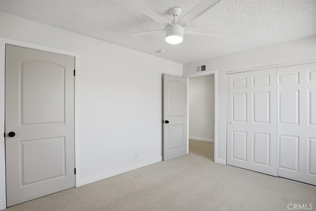 11560 Honeyglen Road Pacoima, CA 91331 - Photo 28 of 37