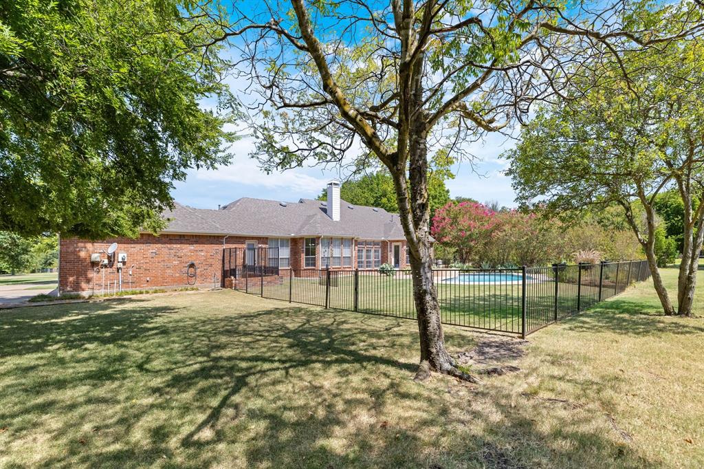 465 Bee Caves Road Lucas, TX 75002 - Photo 33 of 38 Gallery Image 33