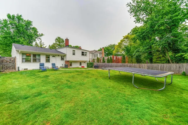 $739,000 | 783 Greenbriar Lane, Lake Forest, IL 60045