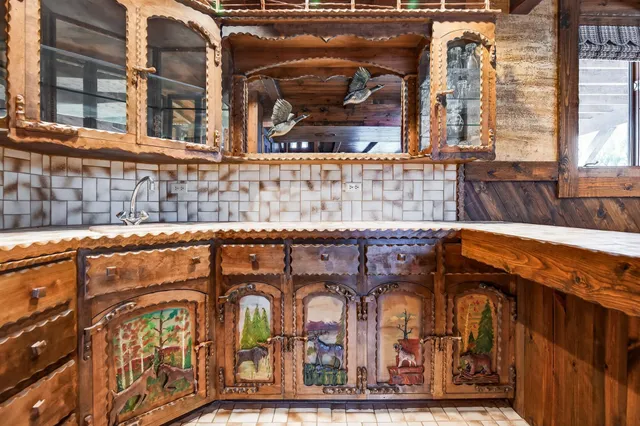 $550,000 | 4134 Red Oak Ridge, Minnetonka, MN 55345