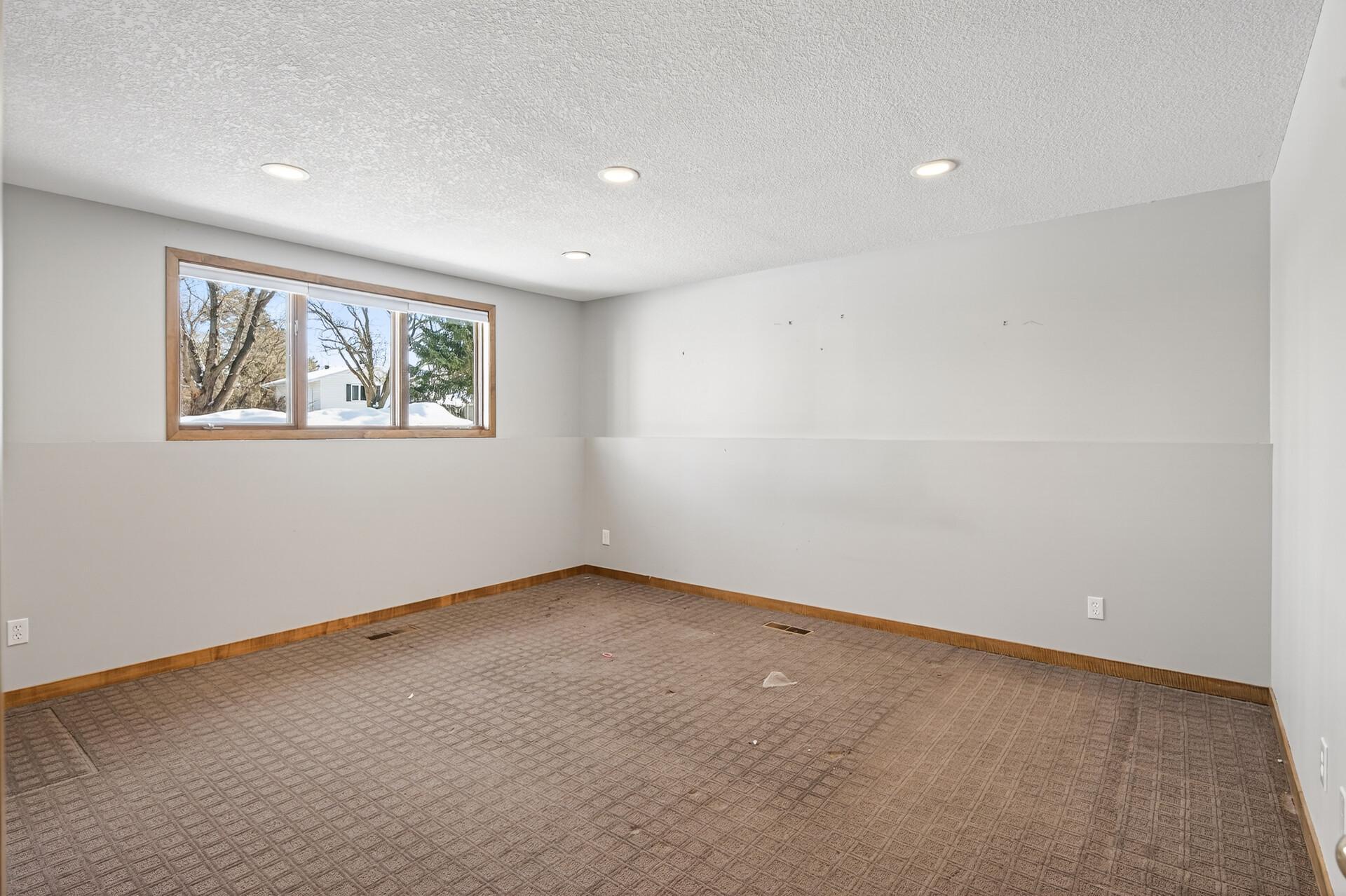 4134 Red Oak Ridge Minnetonka, MN 55345 - Photo 31 of 51