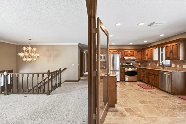 $550,000 | 4134 Red Oak Ridge, Minnetonka, MN 55345