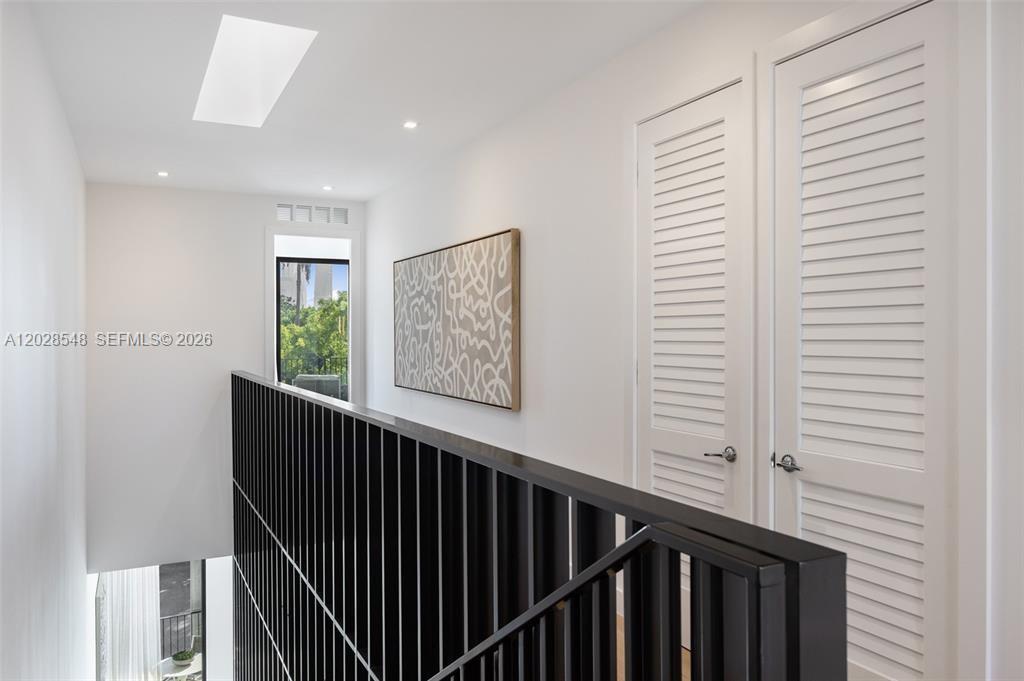 92 Southwest 28th Road, Unit 4 Miami, FL 33129 - Photo 17 of 33