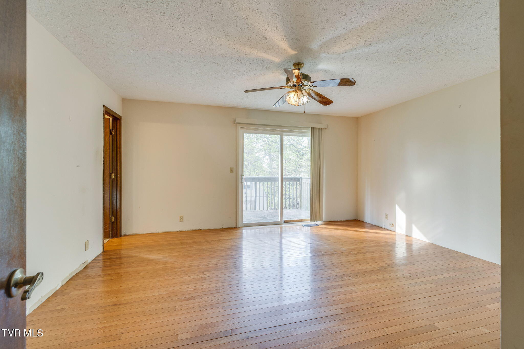 4709 Edens View Road Kingsport, TN 37664 - Photo 19 of 45 019