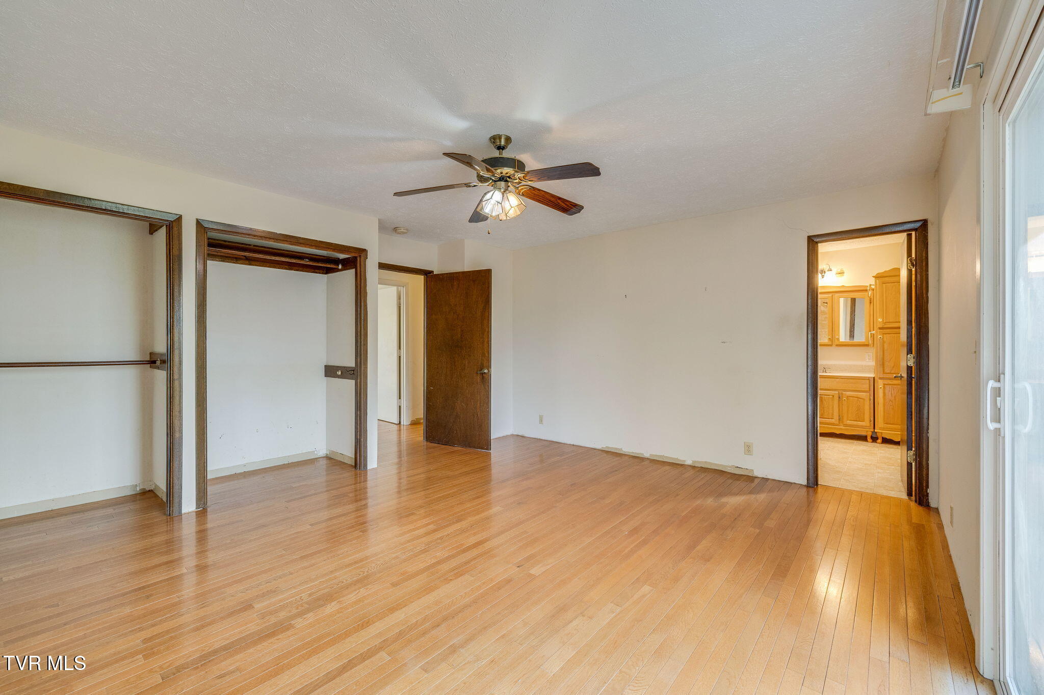 4709 Edens View Road Kingsport, TN 37664 - Photo 21 of 45 021