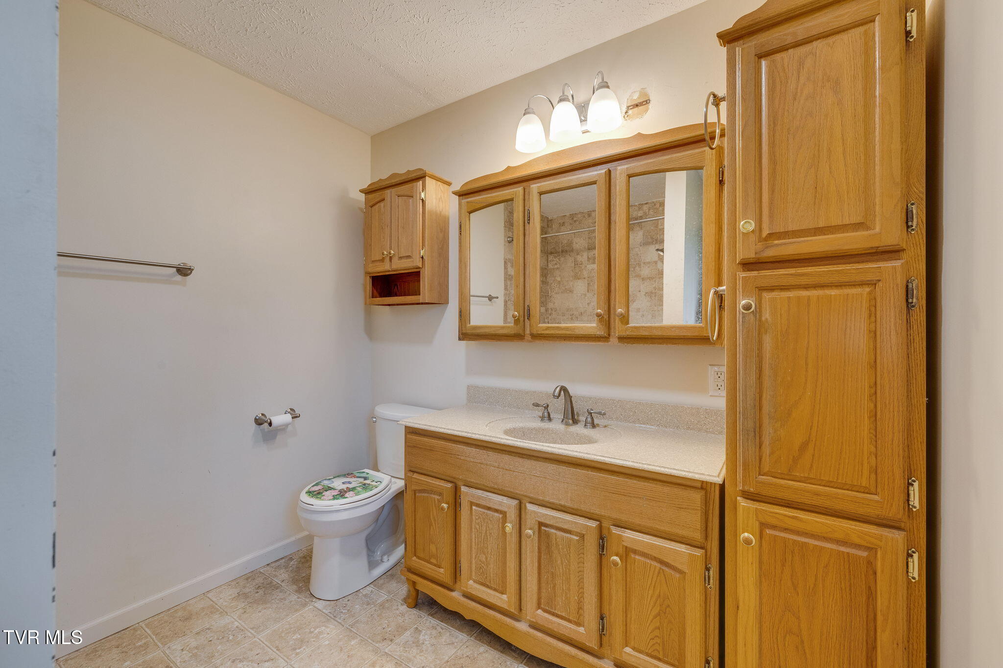 4709 Edens View Road Kingsport, TN 37664 - Photo 22 of 45 022