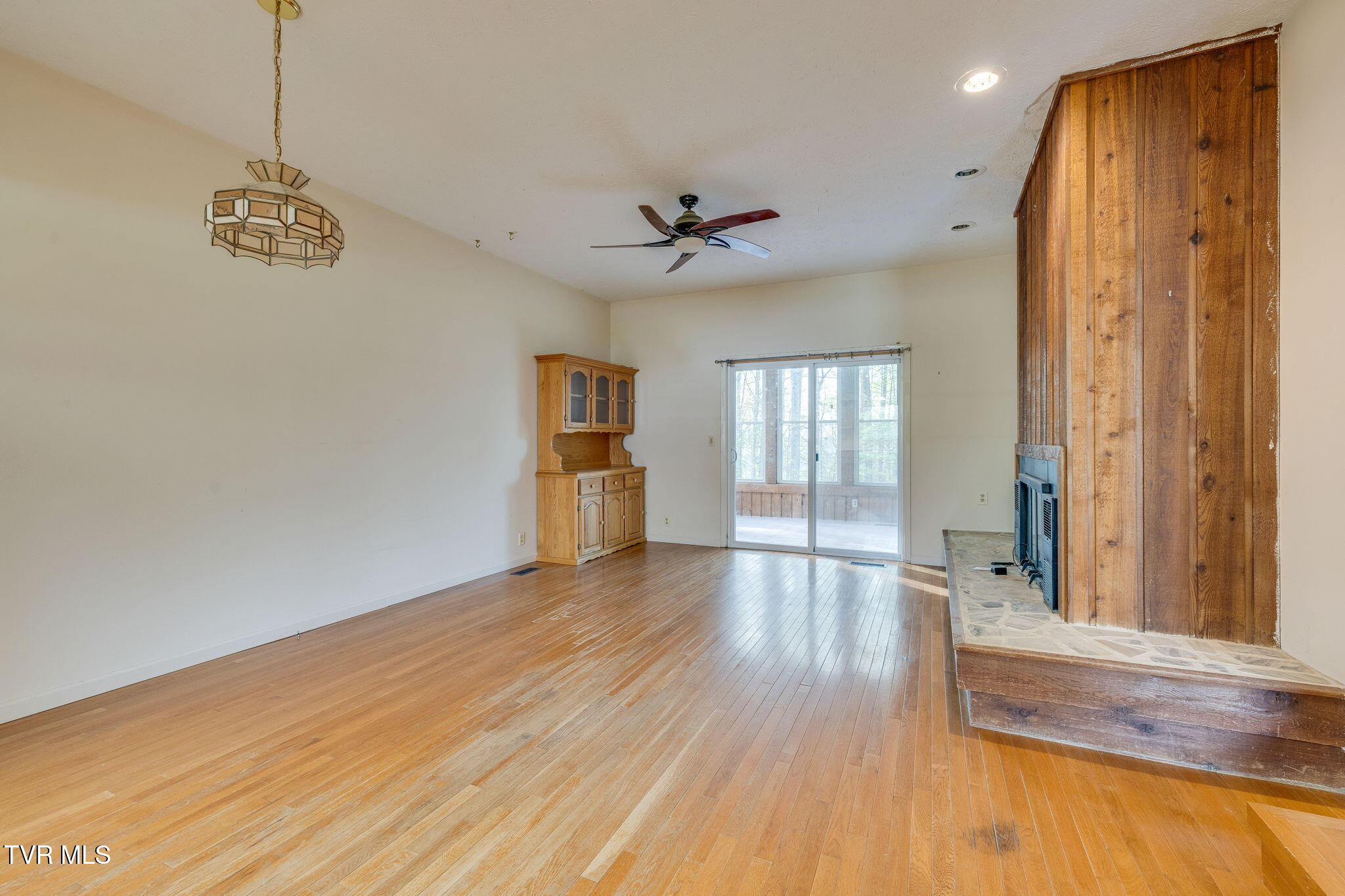 4709 Edens View Road Kingsport, TN 37664 - Photo 7 of 45 007