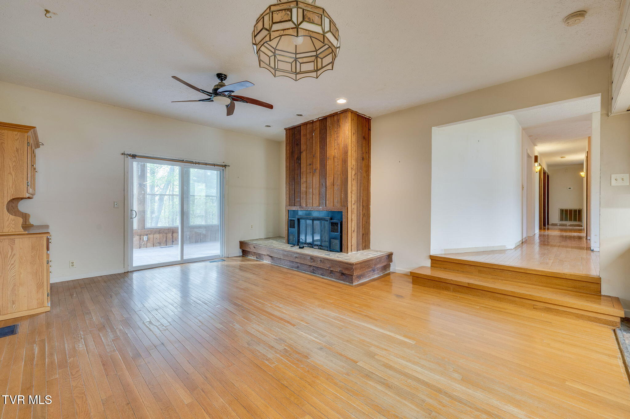 4709 Edens View Road Kingsport, TN 37664 - Photo 8 of 45 008