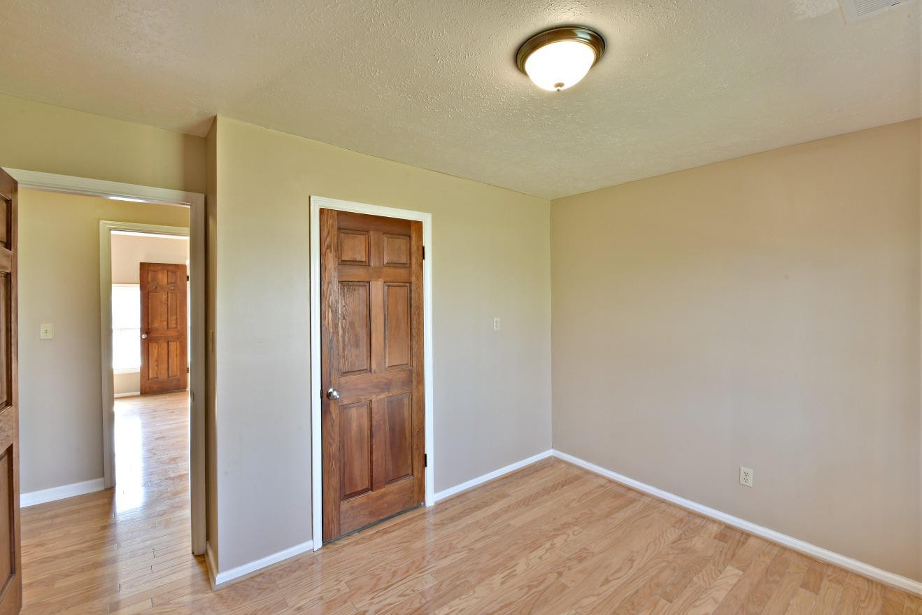 10049 Bluegrass Road Knoxville, TN 37922 - Photo 15 of 19 Gallery Image 15