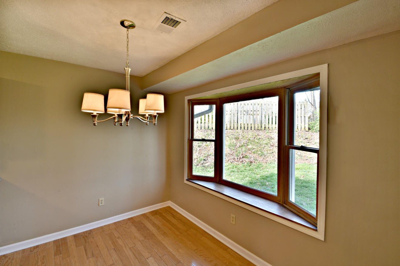 10049 Bluegrass Road Knoxville, TN 37922 - Photo 4 of 19 Gallery Image 4