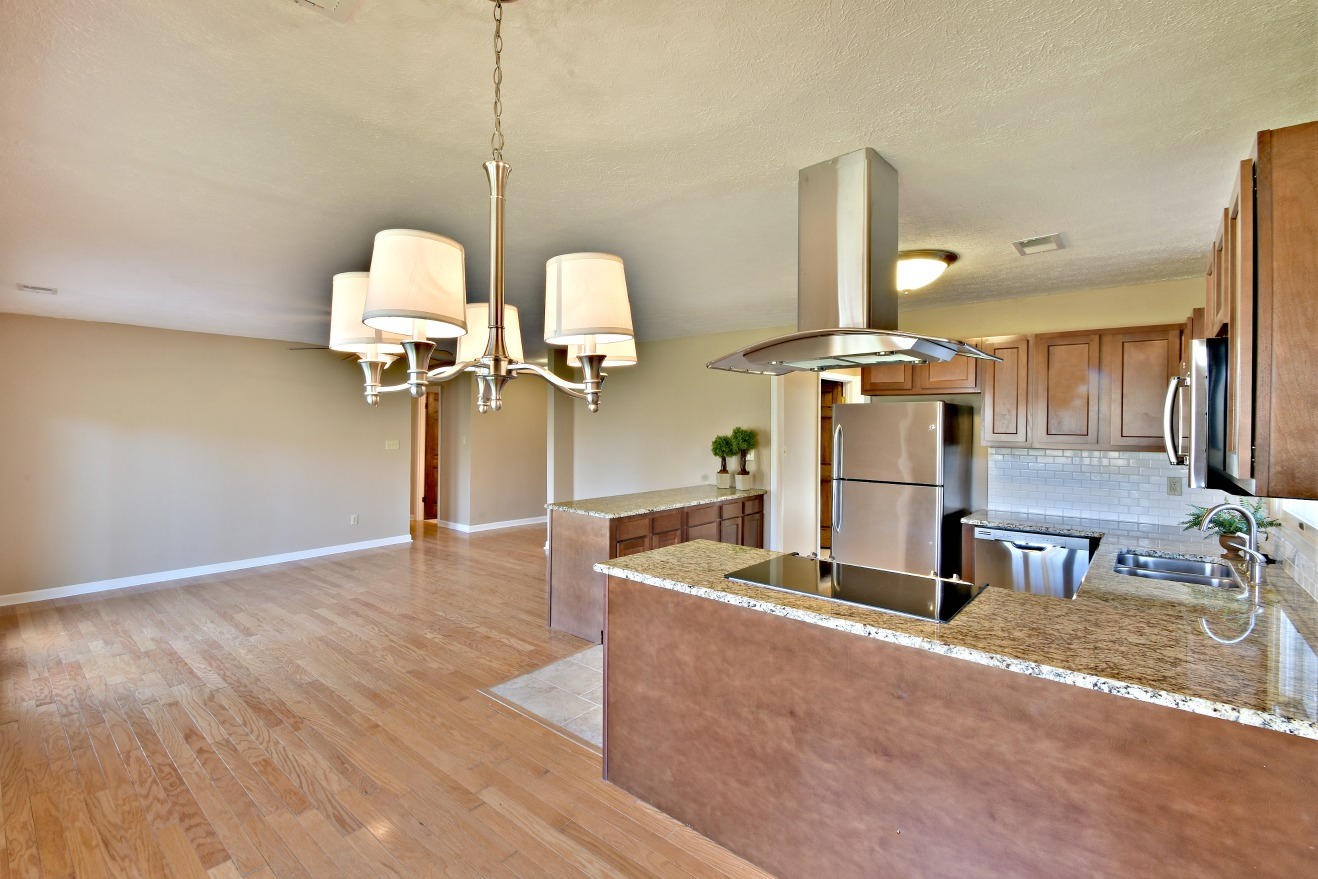 10049 Bluegrass Road Knoxville, TN 37922 - Photo 8 of 19 Gallery Image 8