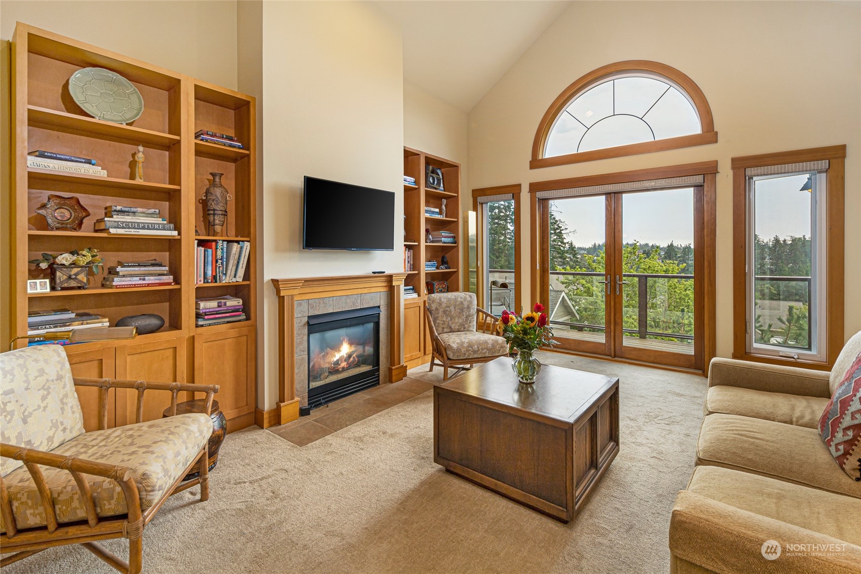475 Perry Place, Unit 3 Friday Harbor, WA 98250 - Photo 3 of 28 Gallery Image 3